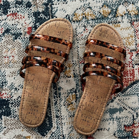 A New Day tortoise sandal - Picture 5 of 5